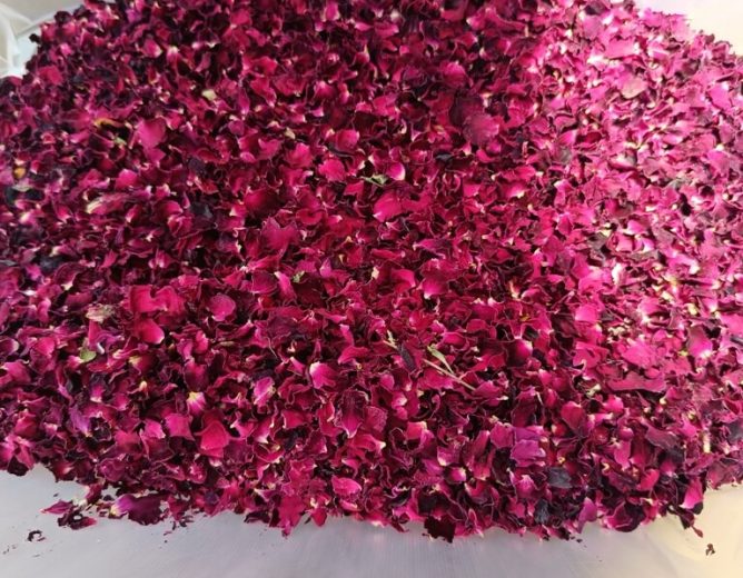 Aromatic Dry Rose Petals